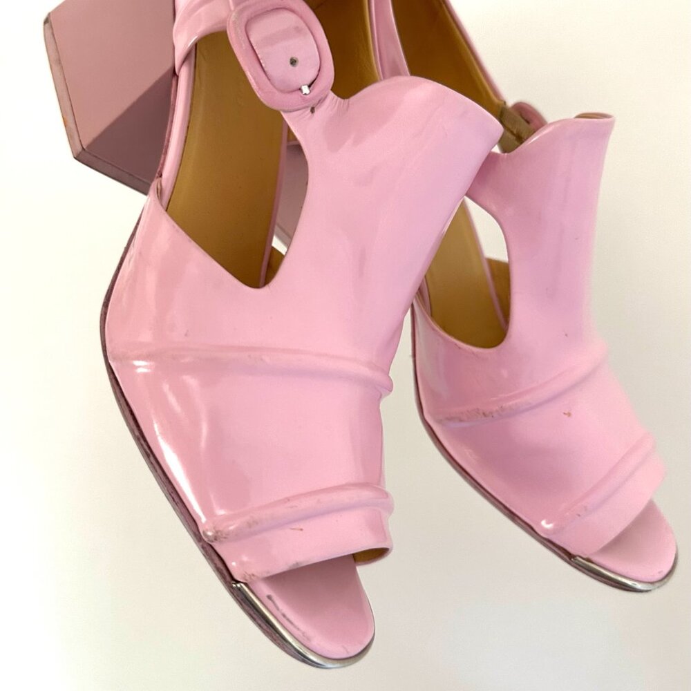 Balenciaga Pink Shoes, Cutout Patent Leather, Block Heel. Size 39 (8.5 US) - Picture 2 of 16